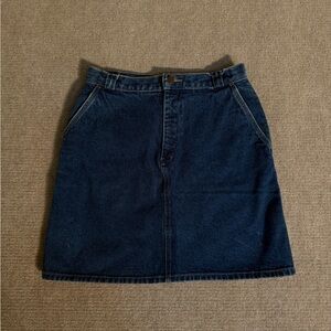 Vintage Calvin Klein Dark Blue High-Waisted Denim Mini Skirt – Size 13